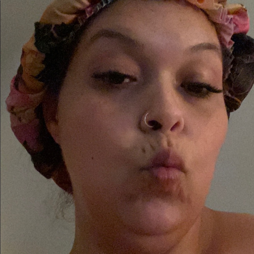 Meet your Posher, Shannon